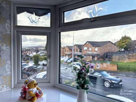 Highfield Drive, Royton, Image 13