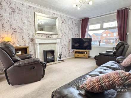 Highfield Drive, Royton, Image 2