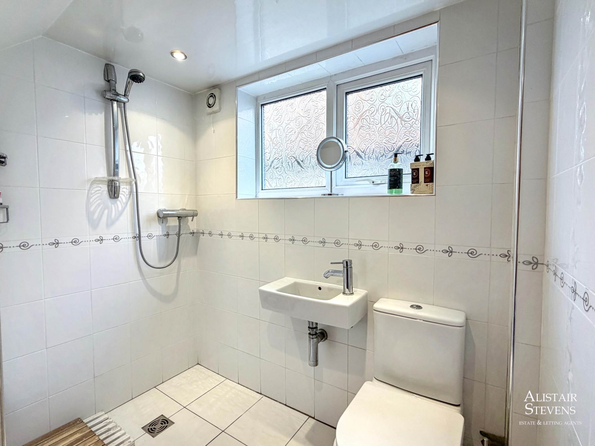 Delta Close, Royton, Image 13