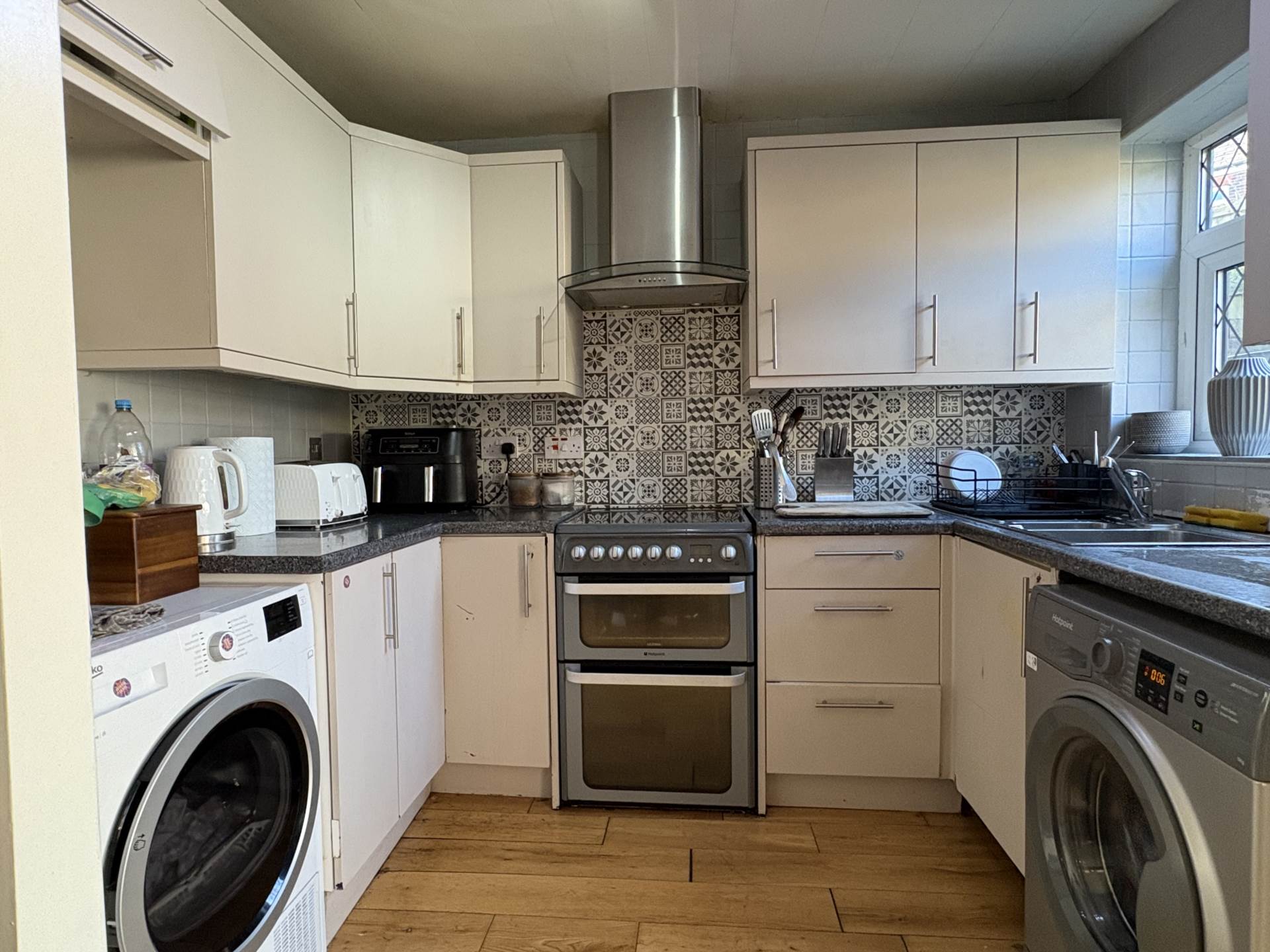 Greenacres Road, Oldham, Image 6