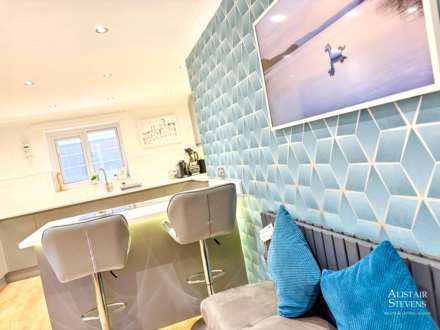 Mollis Grove, Moorside, Image 4