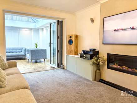 Mollis Grove, Moorside, Image 5