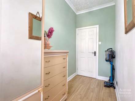 Turf Lane, Royton, Image 14