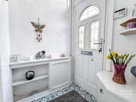 Turf Lane, Royton, Image 4