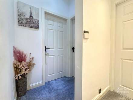 Turf Lane, Royton, Image 8