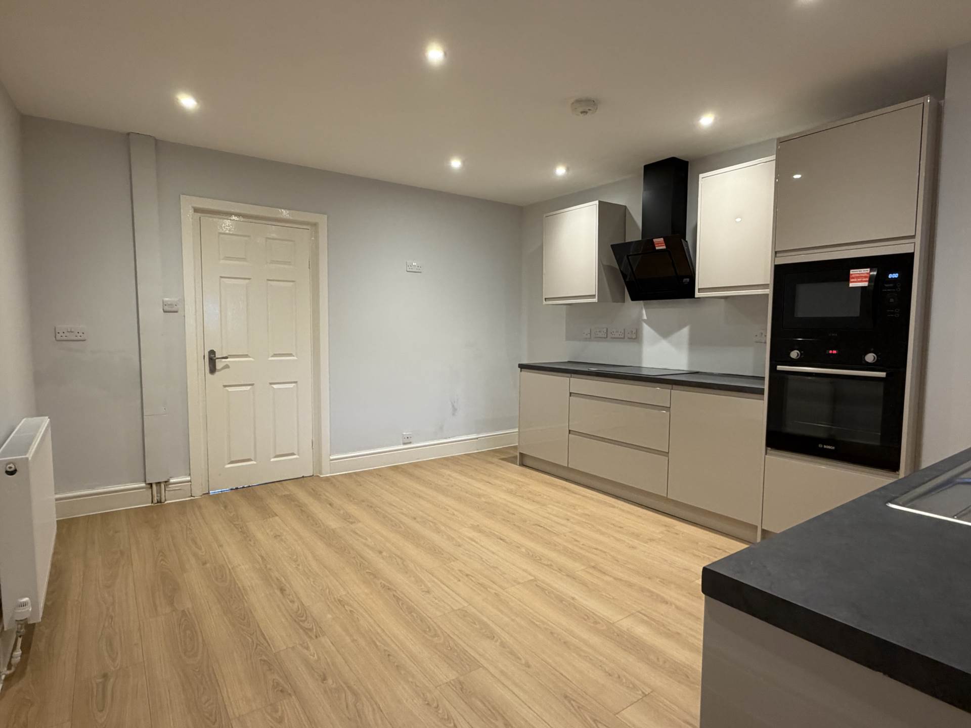 Thomas Street, Lees, Image 6