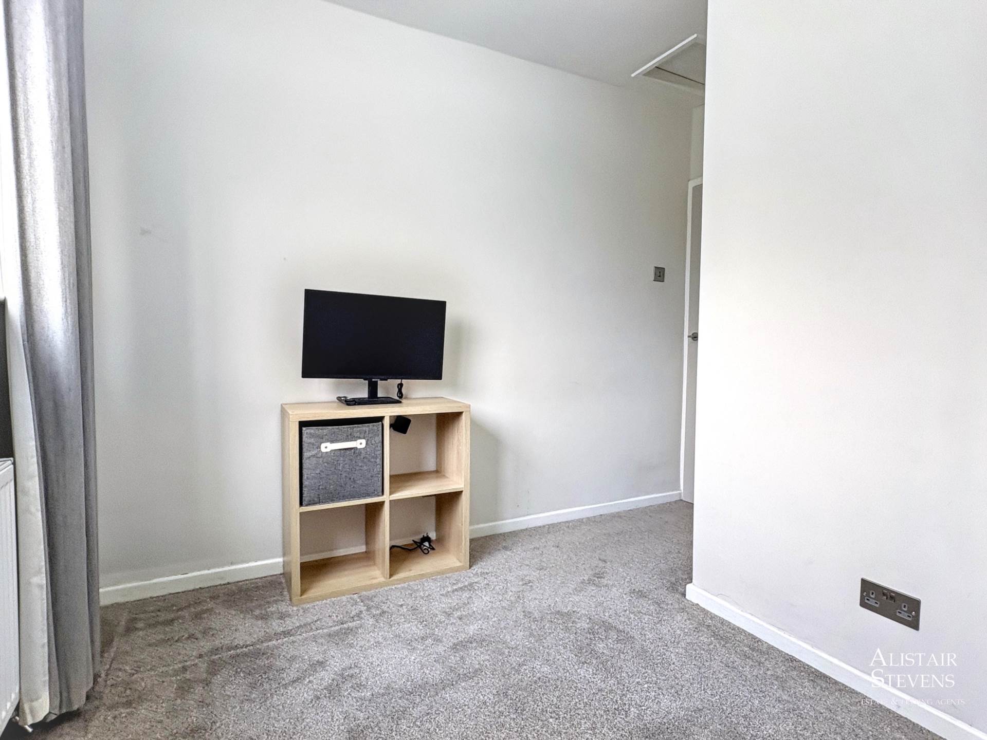 Cathedral Road, Chadderton, Oldham, Image 16