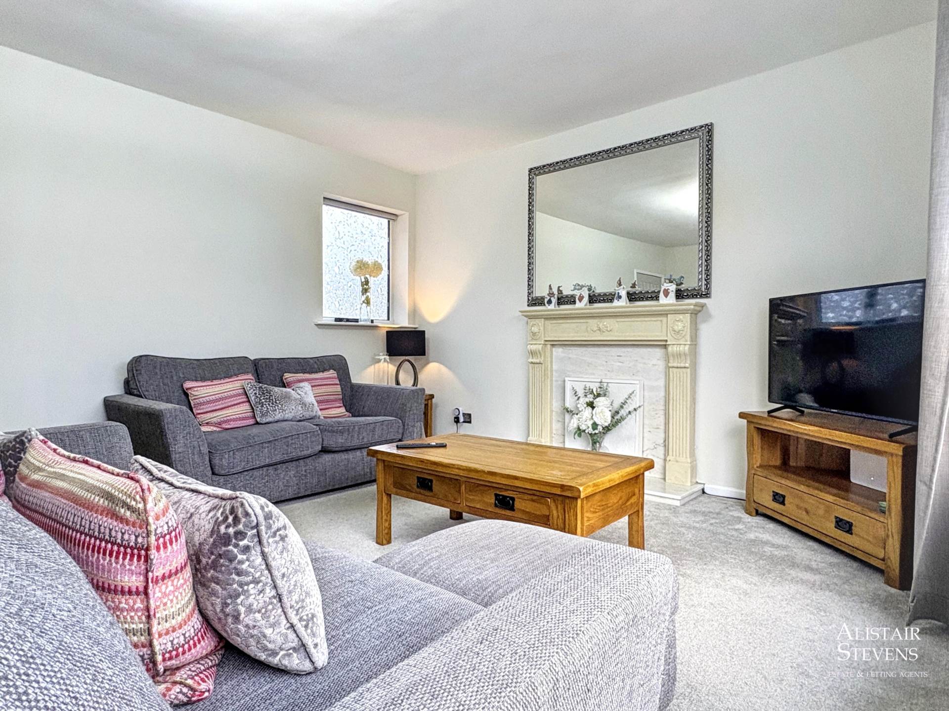 Cathedral Road, Chadderton, Oldham, Image 3