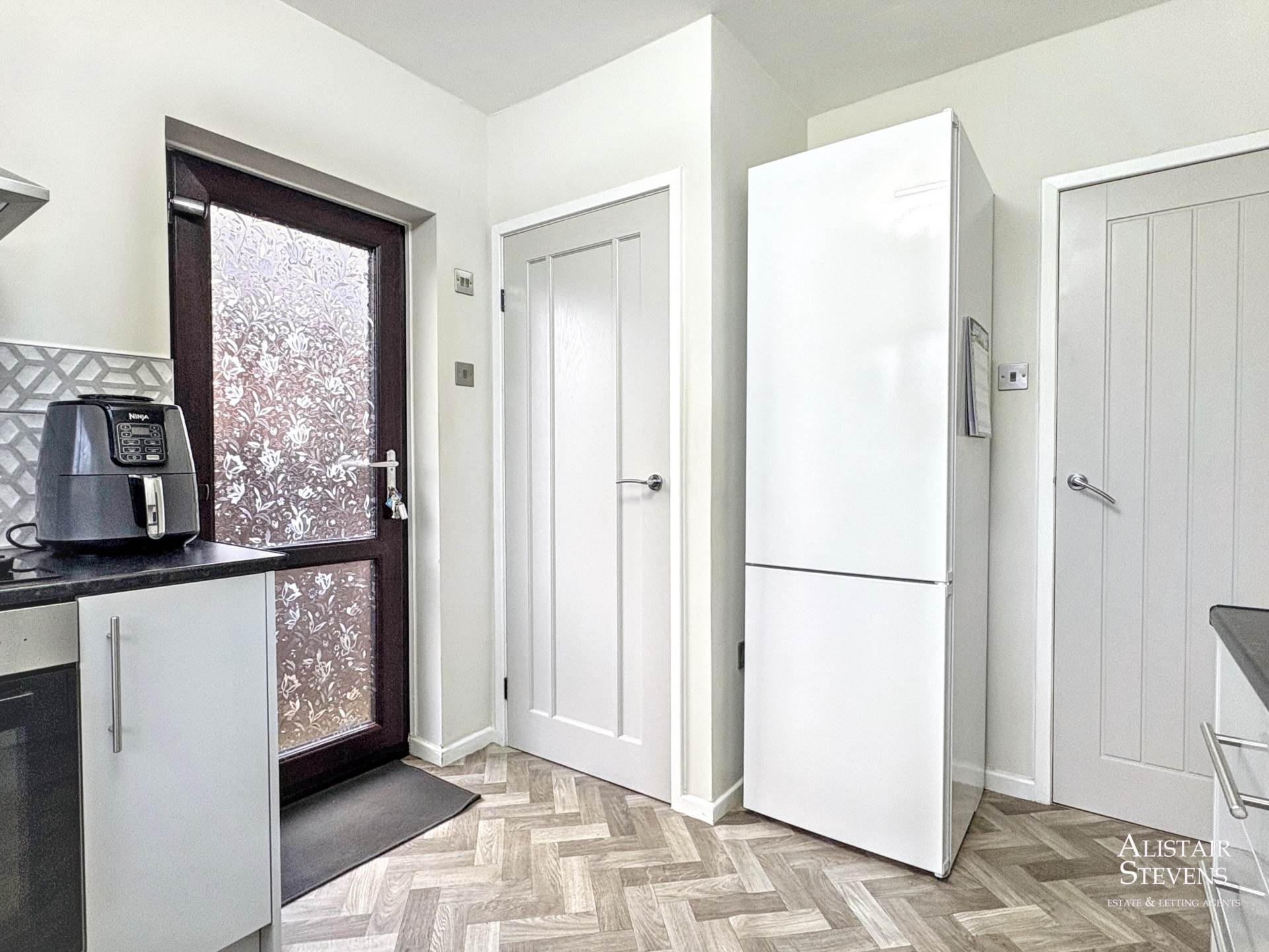 Cathedral Road, Chadderton, Oldham, Image 9