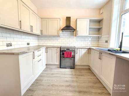 Rhodes Hill, Lees, Image 3