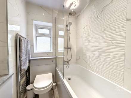 Rhodes Hill, Lees, Image 9