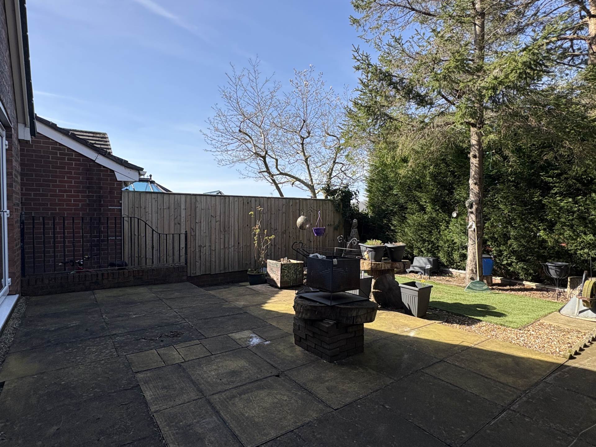 Parklands, Royton, Image 15