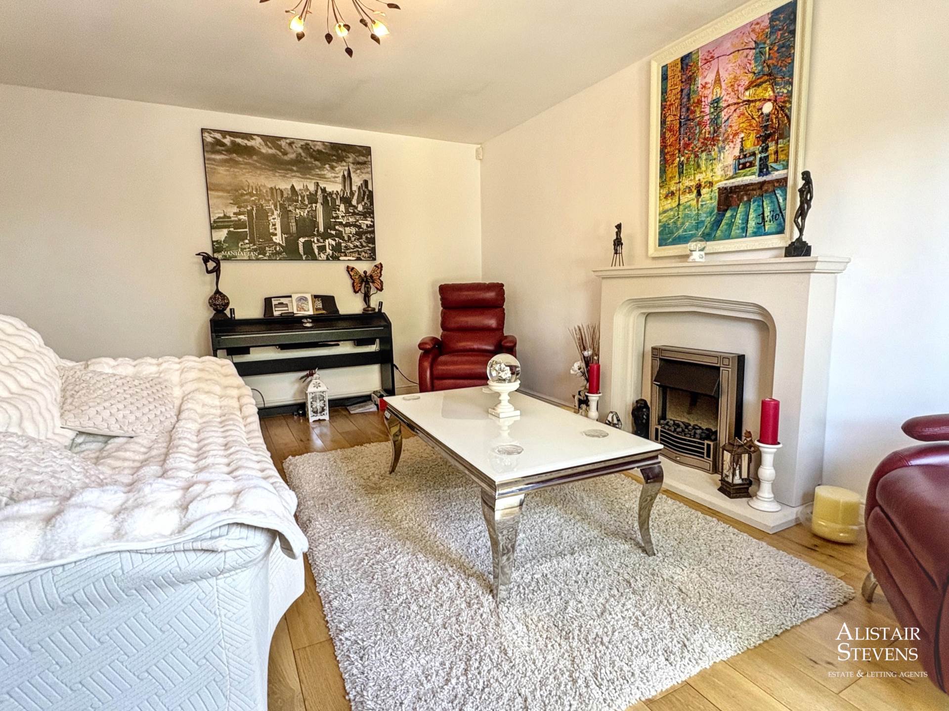 Parklands, Royton, Image 3