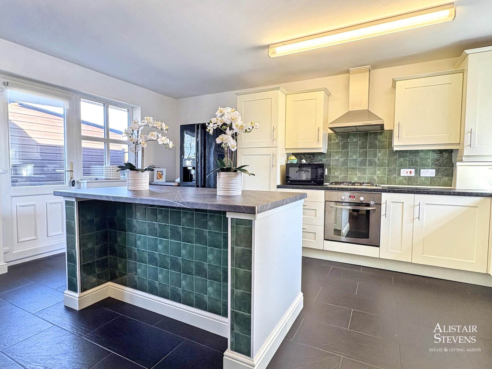 Parklands, Royton, Image 7