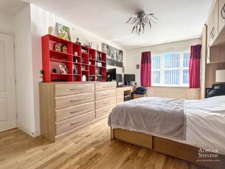 Parklands, Royton, Image 11