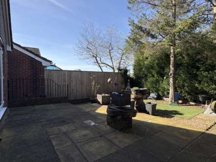 Parklands, Royton, Image 15