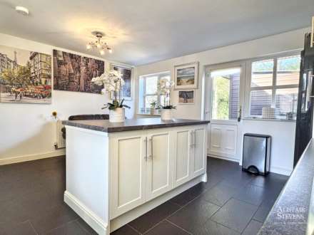 Parklands, Royton, Image 2