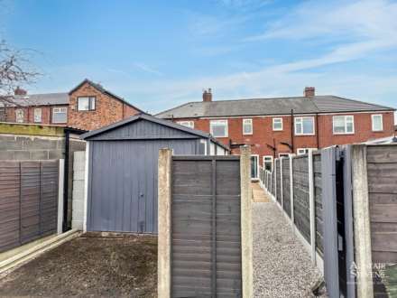 Seville Street, Royton, Image 17