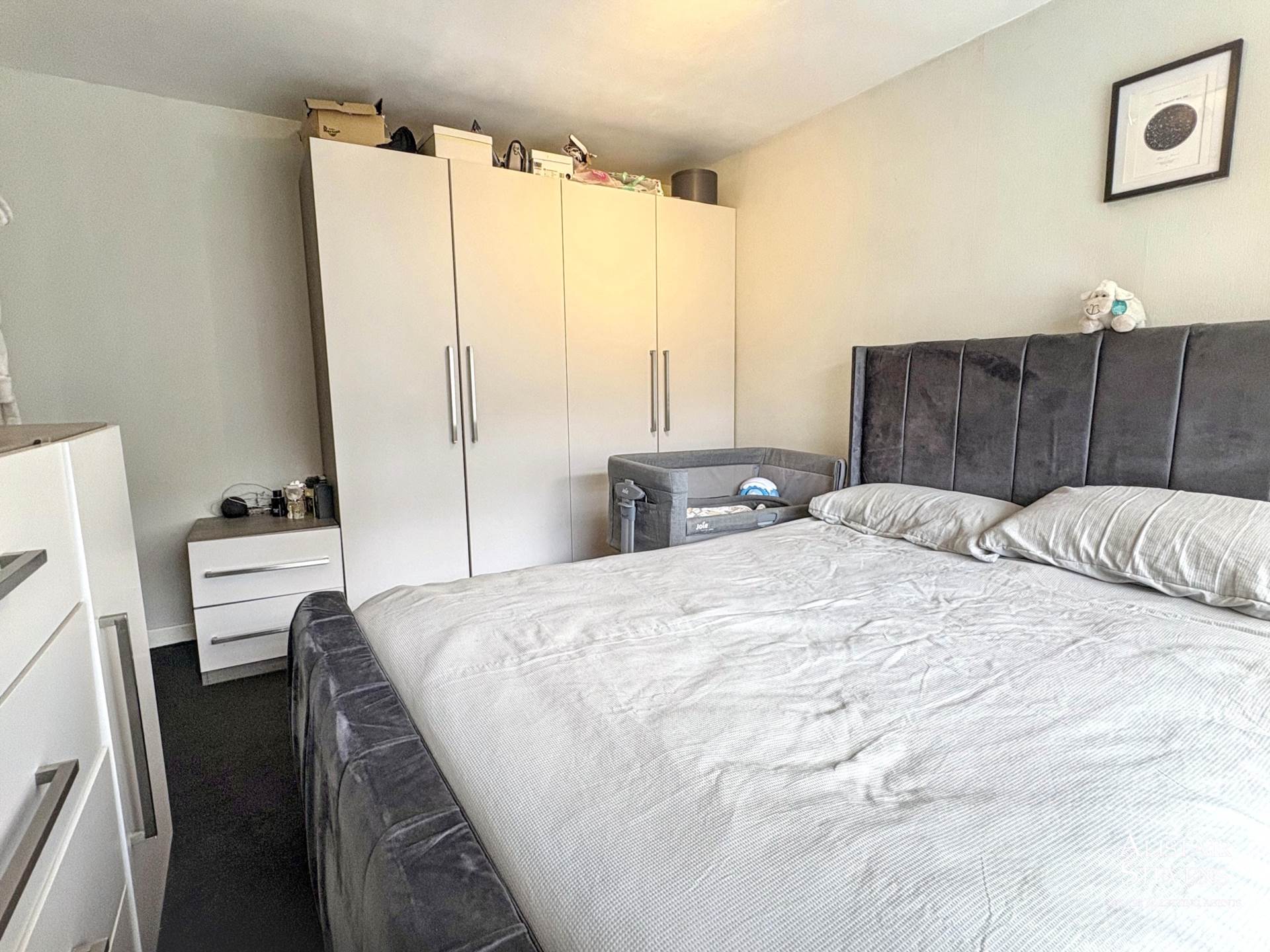 Harewood Drive, Royton, Image 8