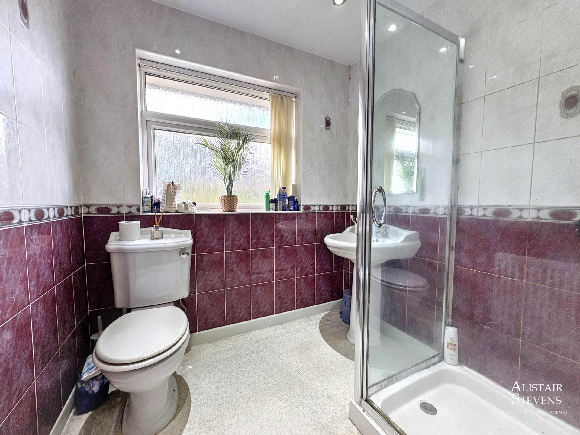 Harewood Drive, Royton, Image 9