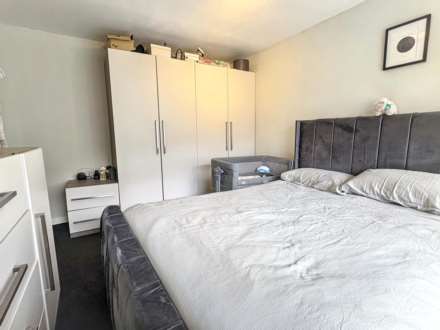 Harewood Drive, Royton, Image 8