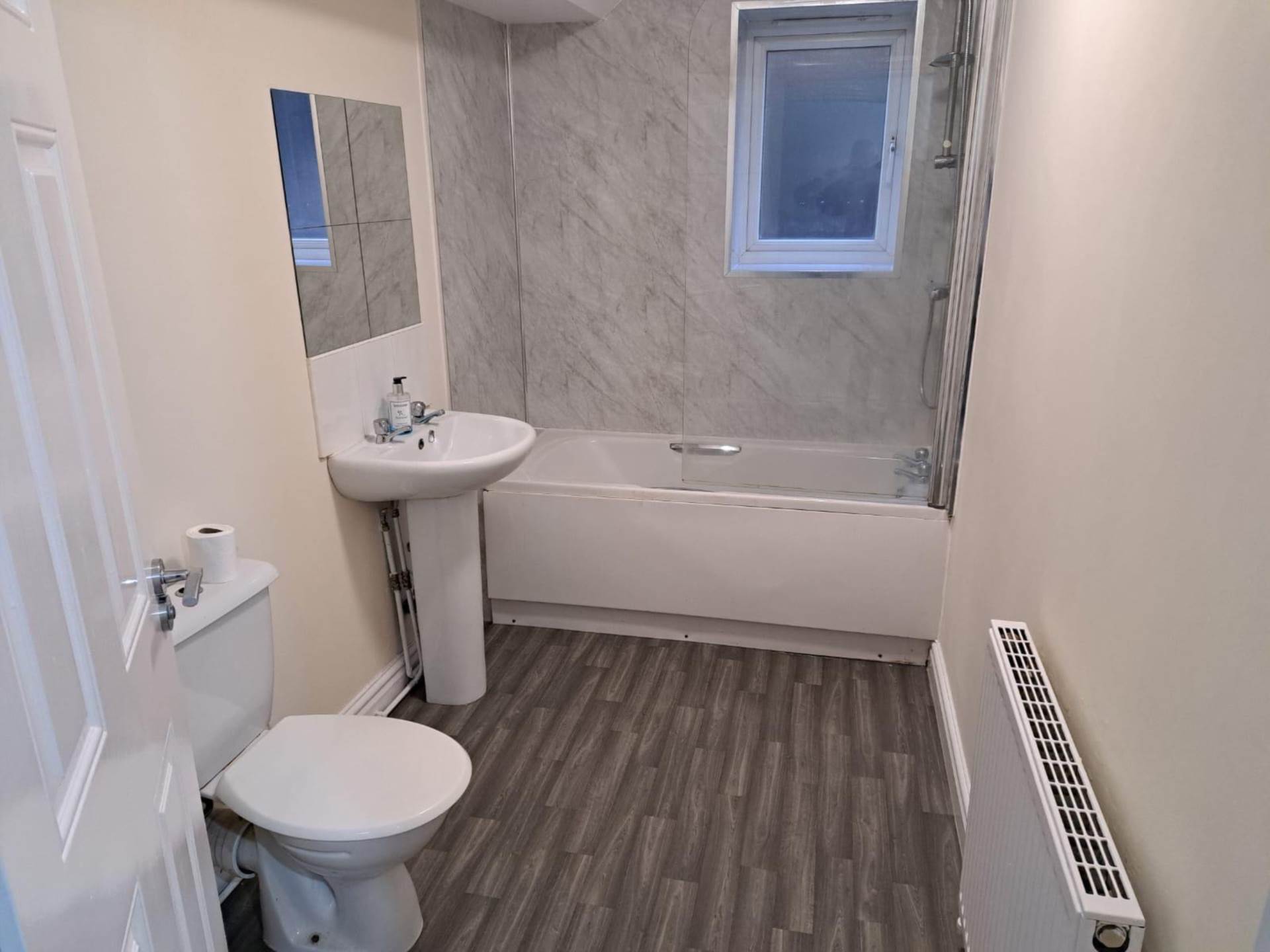 Two Trees Lane, Denton, Image 4