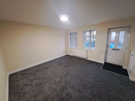 Two Trees Lane, Denton, Image 3