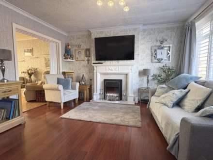 Huntington Avenue, Chadderton, Image 2