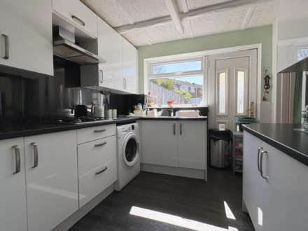 Huntington Avenue, Chadderton, Image 3