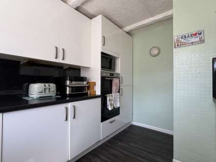 Huntington Avenue, Chadderton, Image 7