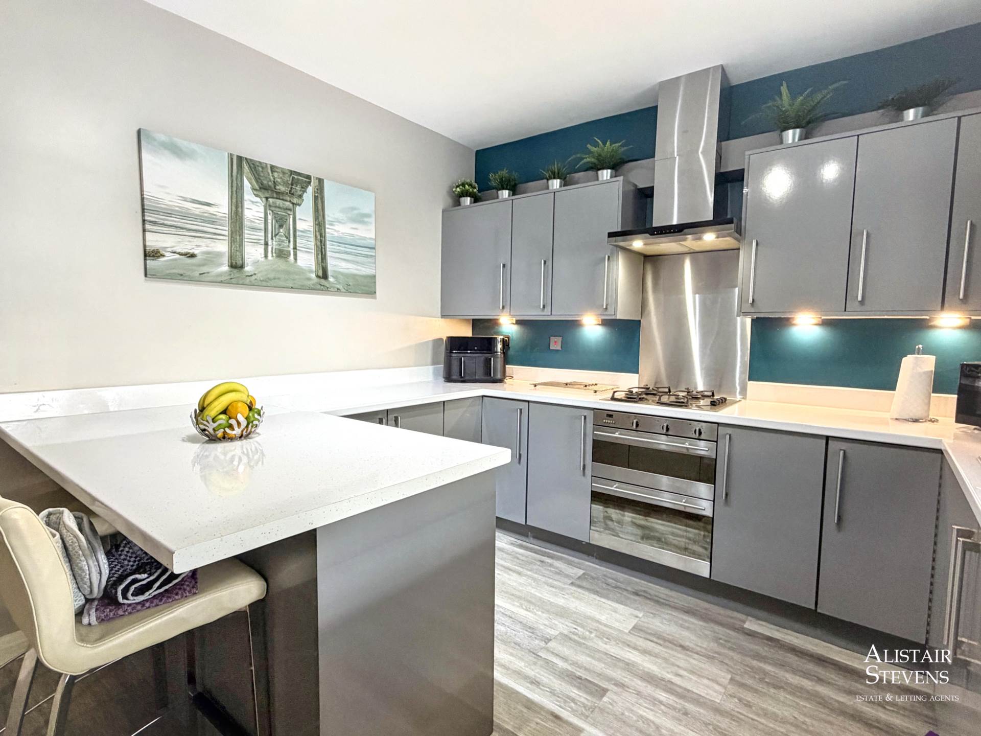 Perth Street, Heyside, Image 10