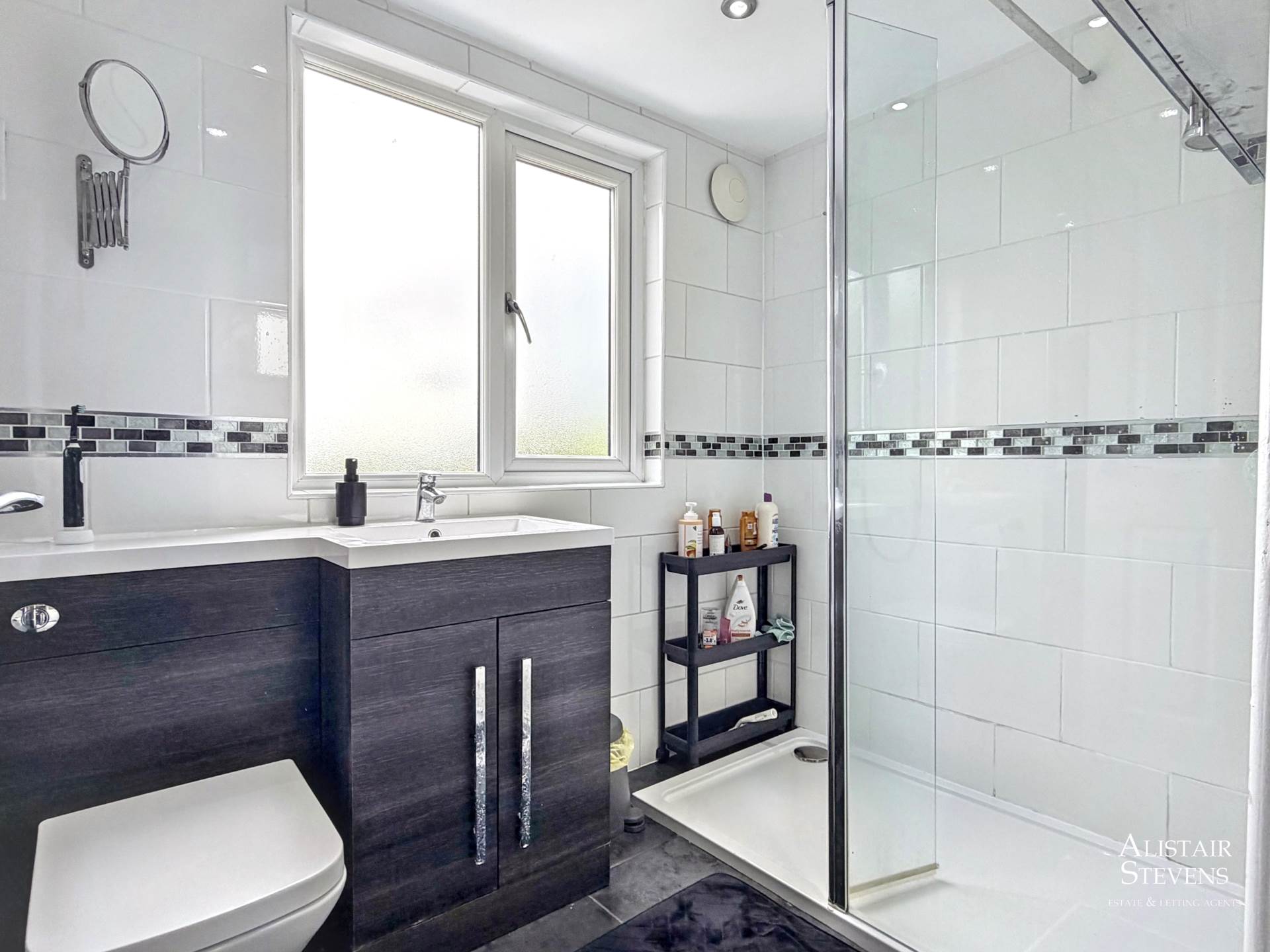 Perth Street, Heyside, Image 18