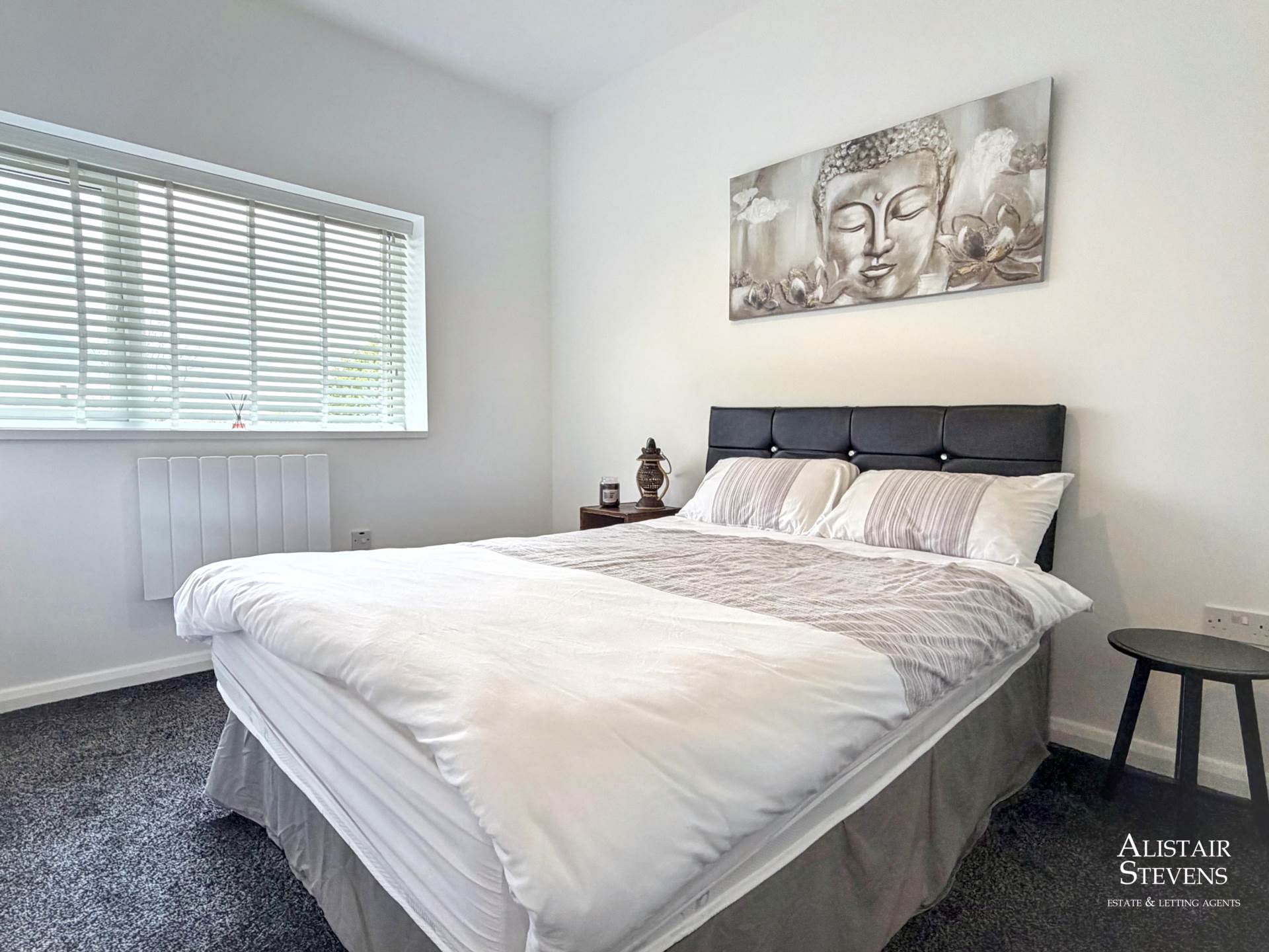 Perth Street, Heyside, Image 25