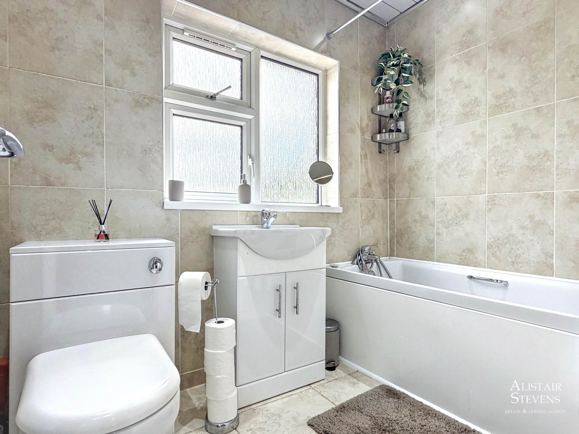 Perth Street, Heyside, Image 28