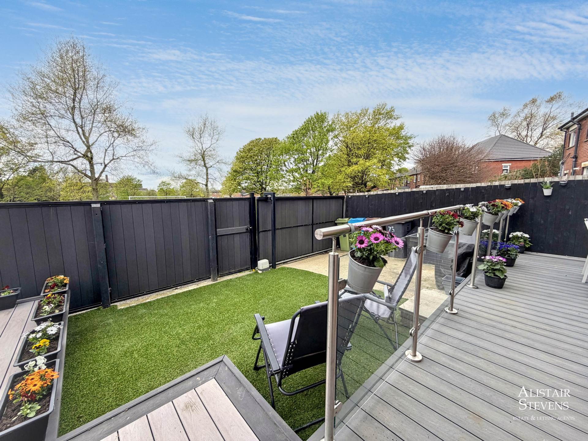 Perth Street, Heyside, Image 30