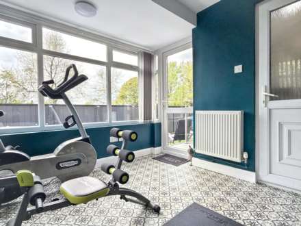 Perth Street, Heyside, Image 14