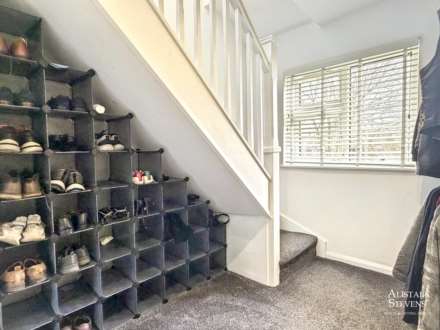 Perth Street, Heyside, Image 15