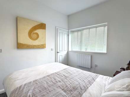 Perth Street, Heyside, Image 26