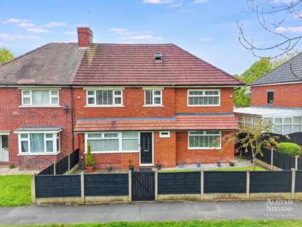 Perth Street, Heyside, Image 29