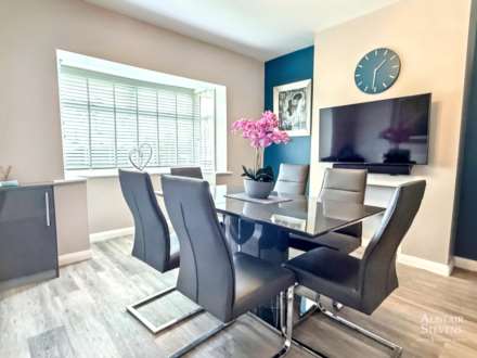 Perth Street, Heyside, Image 8