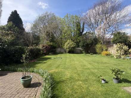 Broadway, Chadderton, Image 2