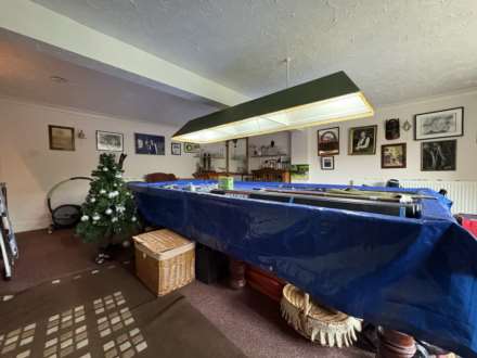 Marches Close, Oldham, Image 8