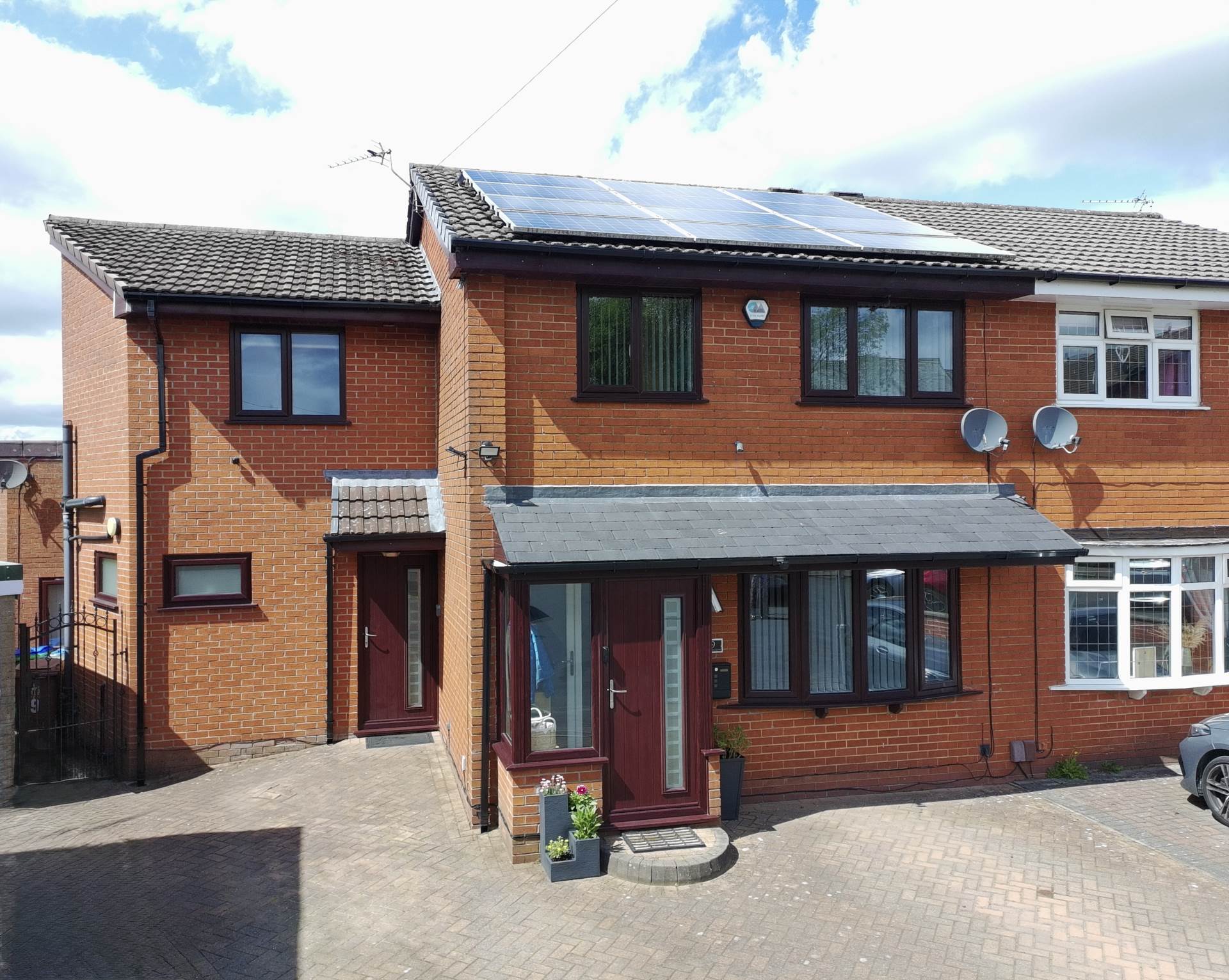 St James Close, Thornham, Rochdale, Image 1