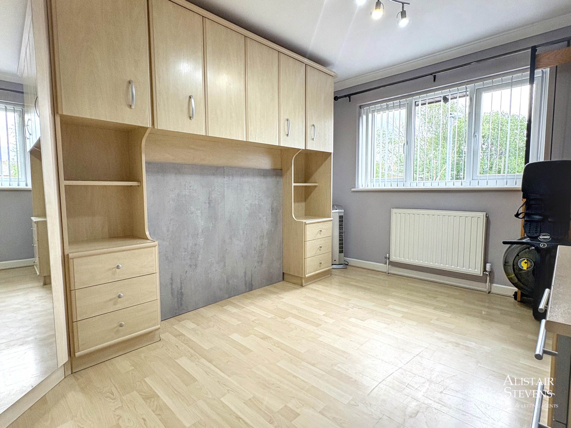 St James Close, Thornham, Rochdale, Image 15