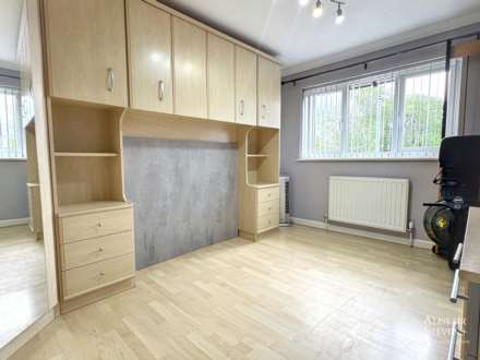 St James Close, Thornham, Rochdale, Image 15