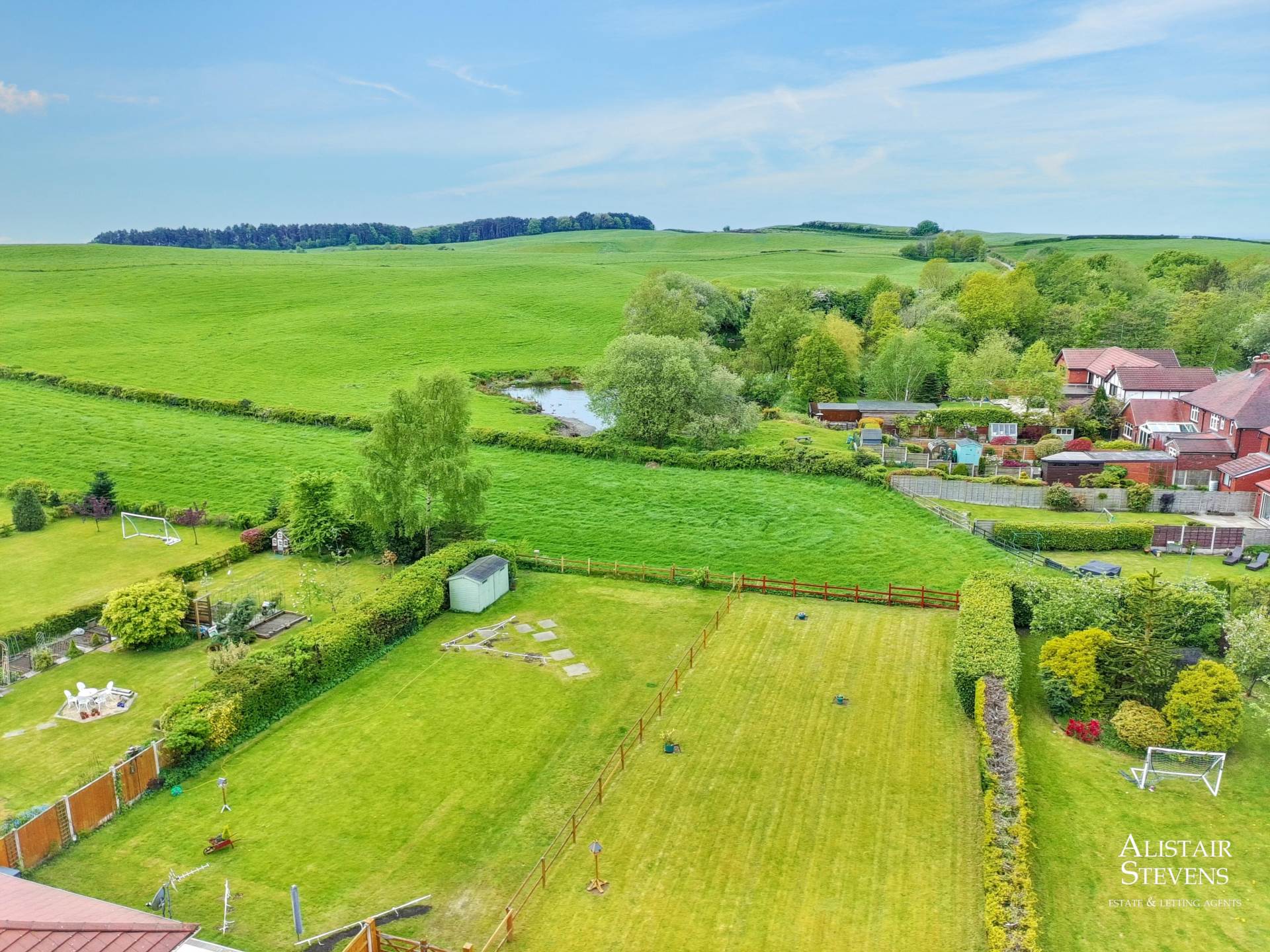 Highthorne Green, Royton, Image 2