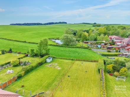 Highthorne Green, Royton, Image 2