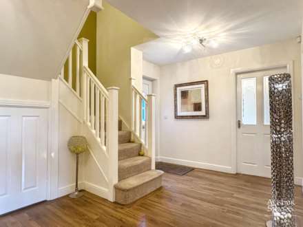 Highthorne Green, Royton, Image 4