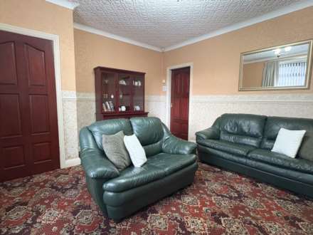 Parkway, Chadderton, Image 4