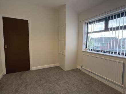 Parkway, Chadderton, Image 9